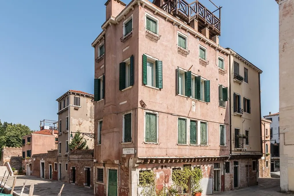 Apartment 7 Windows On Venice By Lionhost Italy