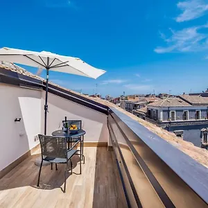 https://domus-coppola-catania.catania-hotels.net